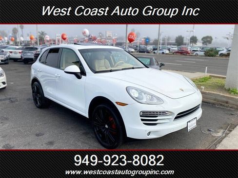 Used 2013 Porsche Cayenne image 32