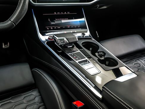 Used 2024 Audi RS 7 Performance w/ Black Optic Package image 6