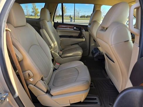 Used 2011 Buick Enclave CXL w/ Trailering Provision Package image 24