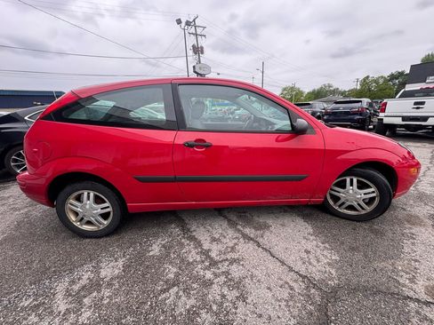 Used 2004 Ford Focus ZX3 Hatchback FWD image 6