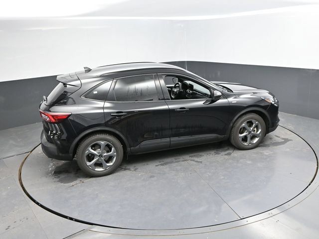 Used 2025 Ford Escape ST-Line FWD image 38