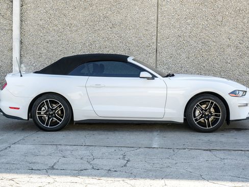 Used 2022 Ford Mustang Premium image 10