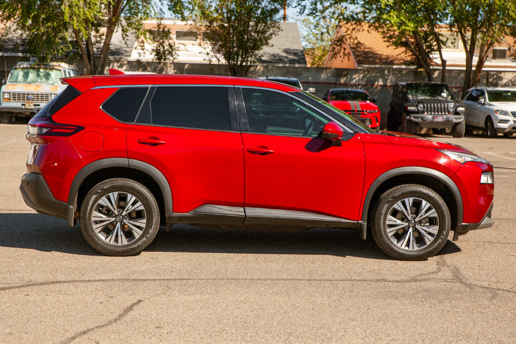 Used 2021 Nissan Rogue SV FWD image 5