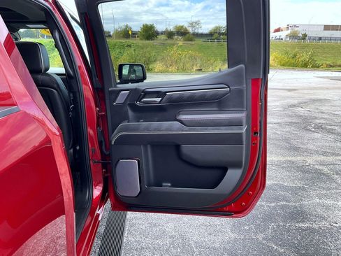 Certified 2023 GMC Sierra 1500 AT4X image 17