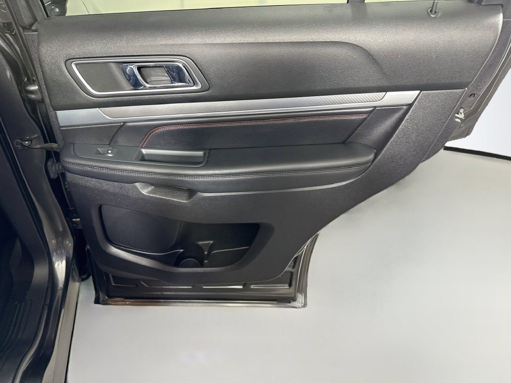 Used 2019 Ford Explorer Sport AWD/4WD image 27