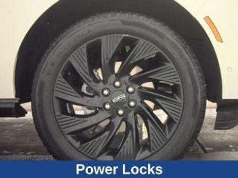 Used 2025 Lincoln Navigator L Reserve w/ Jet Appearance Package image 24