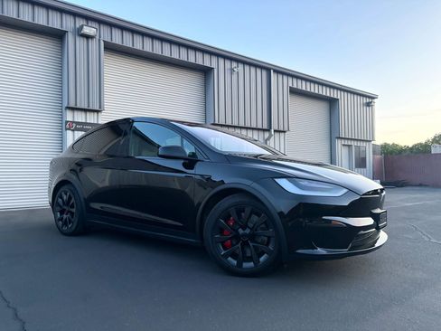 Used 2023 Tesla Model X Plaid AWD/4WD image 2