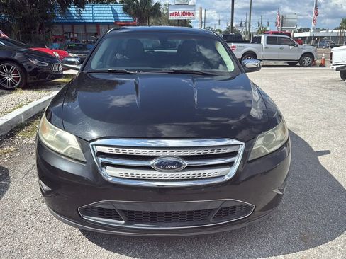 Used 2010 Ford Taurus Limited FWD image 7