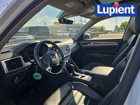 Used 2018 Volkswagen Atlas SEL Premium AWD/4WD image 11