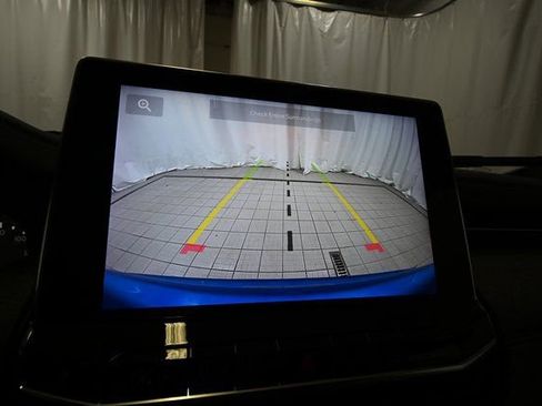 Used 2024 Jeep Compass Latitude image 6