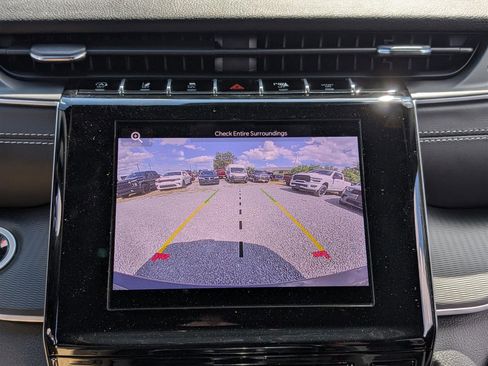 New 2025 Jeep Grand Cherokee Laredo X image 24