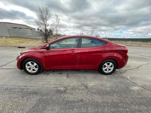 Used 2014 Hyundai Elantra SE image 50