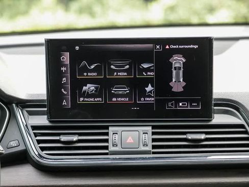 Used 2022 Audi Q5 2.0T Premium Plus w/ Premium Plus Package image 13