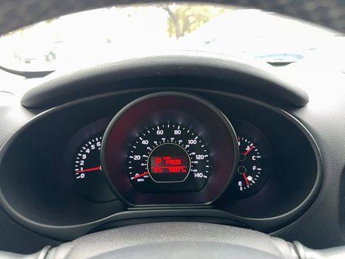 Used 2017 Kia Soul + w/ Audio Package image 17