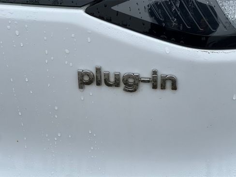 Used 2021 Hyundai Ioniq SEL image 28