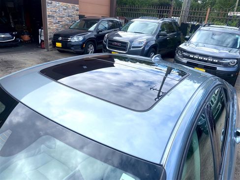 Used 2019 Volvo S60 T6 Momentum w/ Multimedia Package image 12