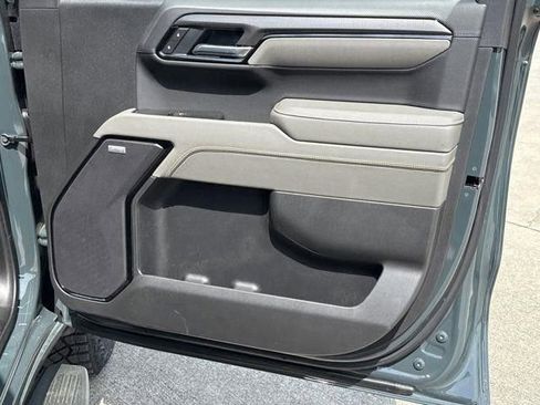 New 2026 Chevrolet Silverado 1500 ZR2 w/ LPO, Dark Essentials Package AWD/4WD image 14