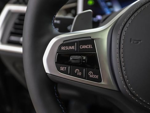 New 2026 BMW X5 M60i image 12