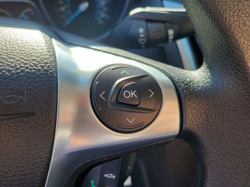 Used 2012 Ford Focus SE FWD image 22