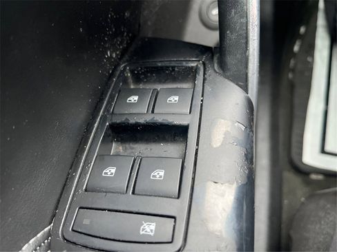 Used 2017 Buick Regal Sport Touring image 33