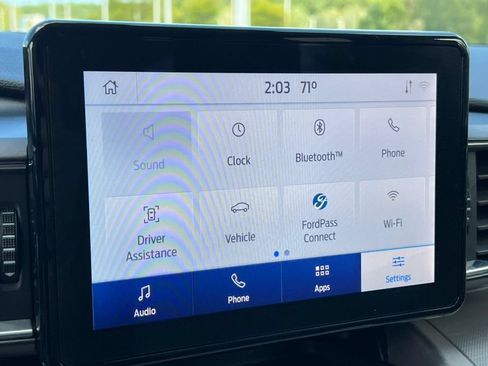 Certified 2021 Ford Explorer XLT w/ Equipment Group 202A AWD/4WD image 24