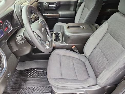 Used 2021 Chevrolet Silverado 1500 LT Trail Boss w/ Convenience Package II image 18