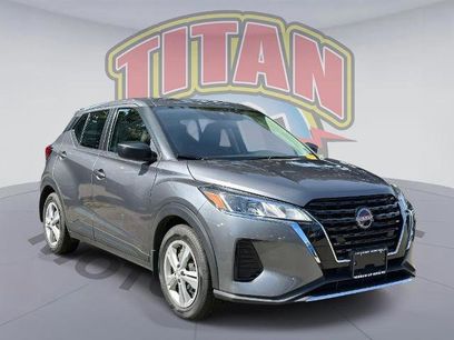 Certified 2022 Nissan Kicks S
