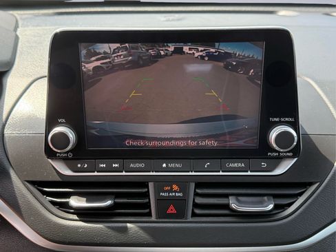 Used 2022 Nissan Altima 2.5 SV FWD image 20