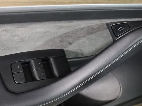 Used 2023 Tesla Model 3 Standard Range RWD image 18