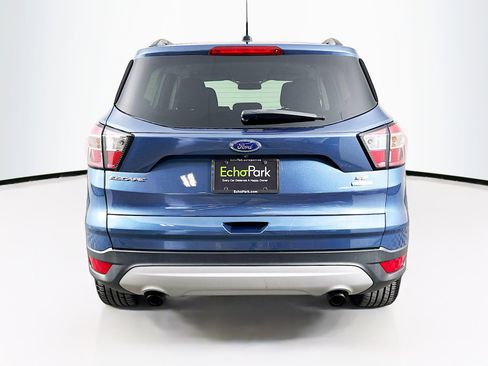 Used 2018 Ford Escape SE image 7