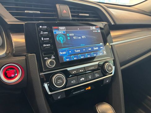 Used 2020 Honda Civic EX image 19