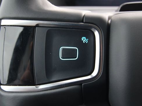 Used 2025 Ford Expedition Active AWD/4WD image 22