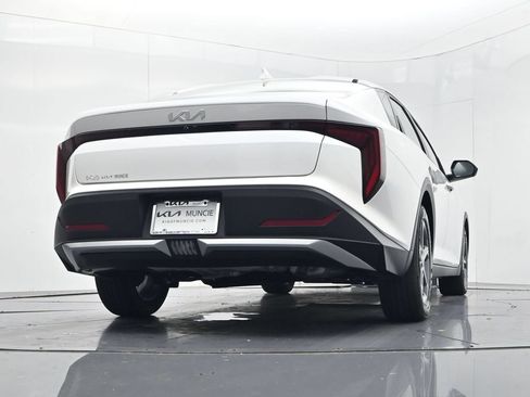 New 2026 Kia K4 FWD image 42