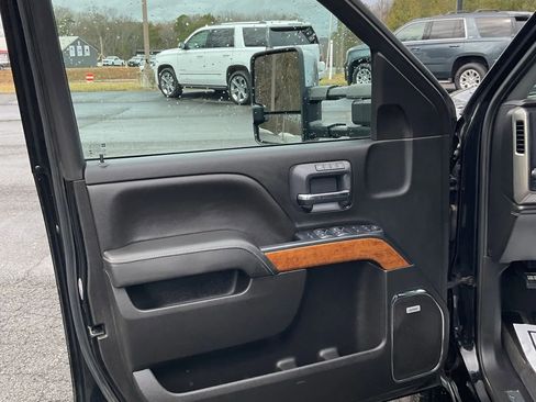 Used 2019 Chevrolet Silverado 3500 High Country w/ Duramax Plus Package image 24