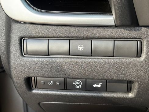 Certified 2024 Nissan Rogue SL w/ SL Premium Package FWD image 19