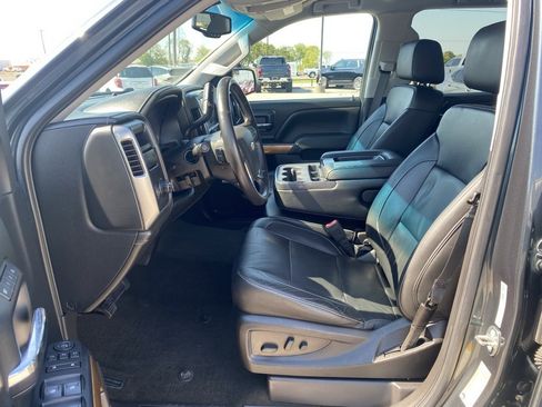 Used 2018 Chevrolet Silverado 1500 LTZ w/ Texas Edition image 10