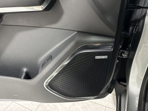 New 2026 GMC Acadia Elevation image 25