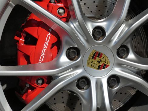 Used 2017 Porsche 718 Boxster S image 20