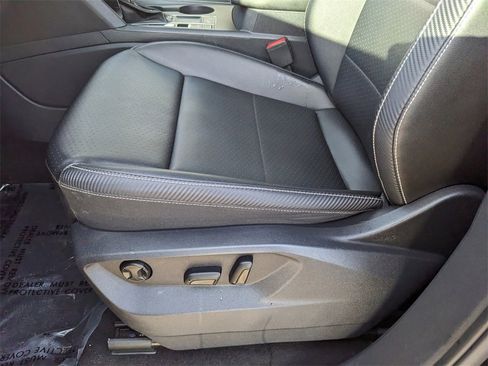 Certified 2022 Volkswagen Atlas Cross Sport SE image 20