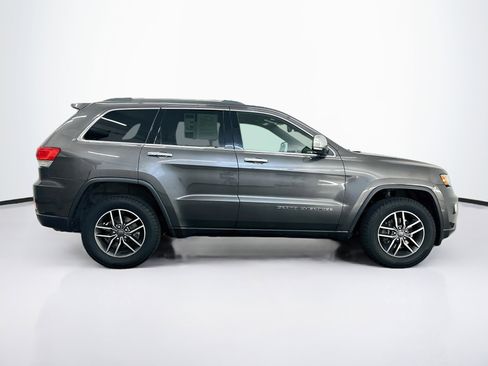 Used 2019 Jeep Grand Cherokee Limited AWD/4WD image 10
