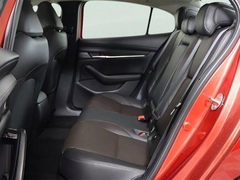 New 2025 MAZDA MAZDA3 2.5 Turbo Sedan w/Premium Plus image 19