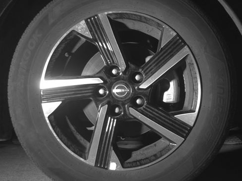 Used 2025 Nissan Sentra SV image 13