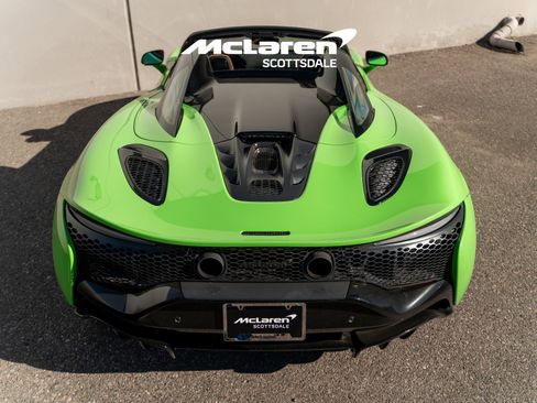 Used 2025 McLaren Artura Spider image 18