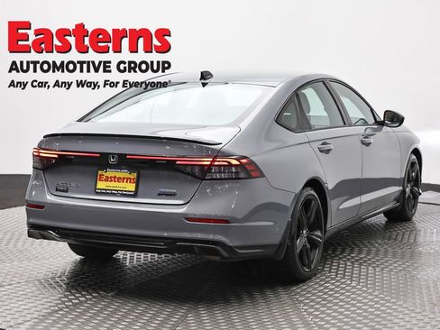 Used 2023 Honda Accord Sport image 5