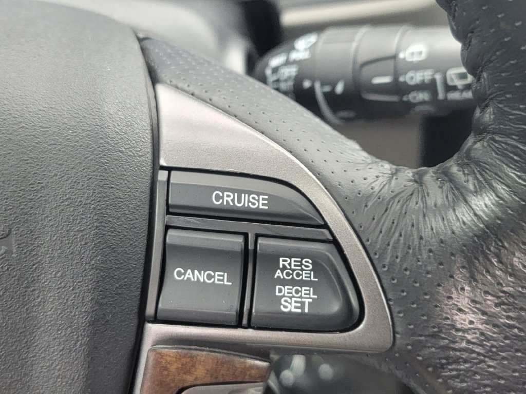 Used 2015 Honda Pilot Touring image 21