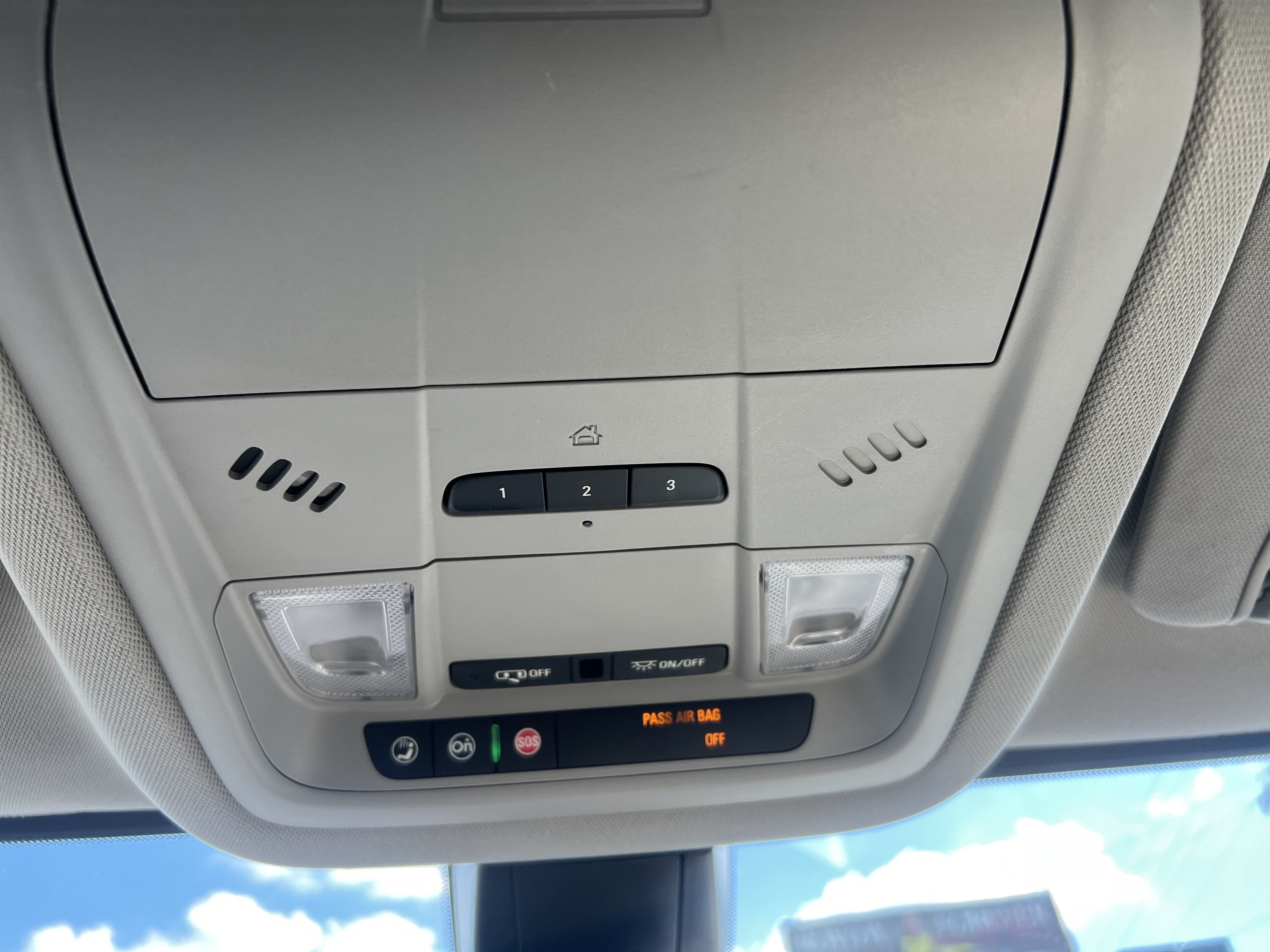 Used 2019 GMC Acadia SLT w/ LPO, Floor Liner Package FWD image 28