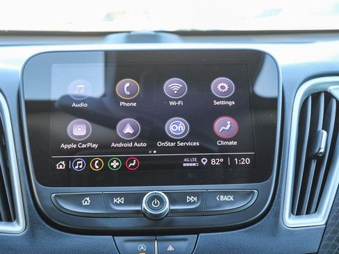 Used 2024 Chevrolet Malibu LT image 15