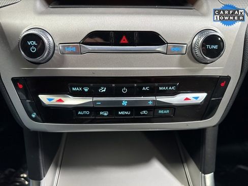 Used 2021 Ford Explorer XLT w/ Equipment Group 202A image 20