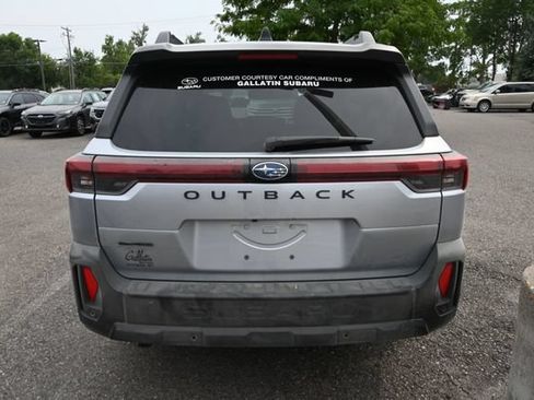 Used 2026 Subaru Outback Limited AWD/4WD image 5