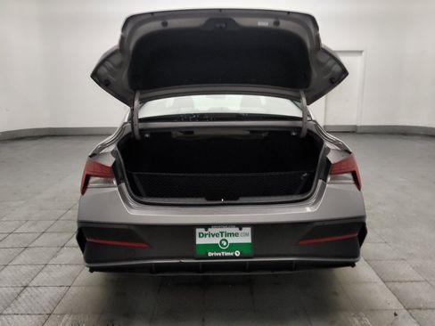 Used 2025 Hyundai Elantra Hybrid FWD image 29